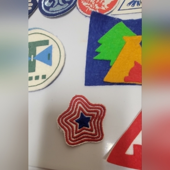 Vintage girl scout patches 26 of them - Picture 4 of 6
